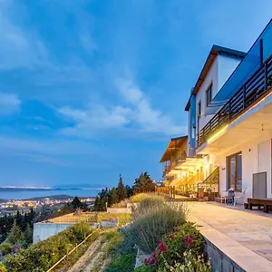 Otel Mavi Keci, Mordoğan